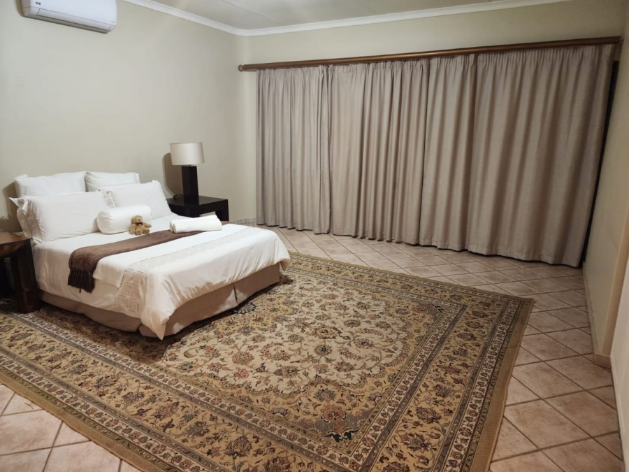 4 Bedroom Property for Sale in Ifafi North West